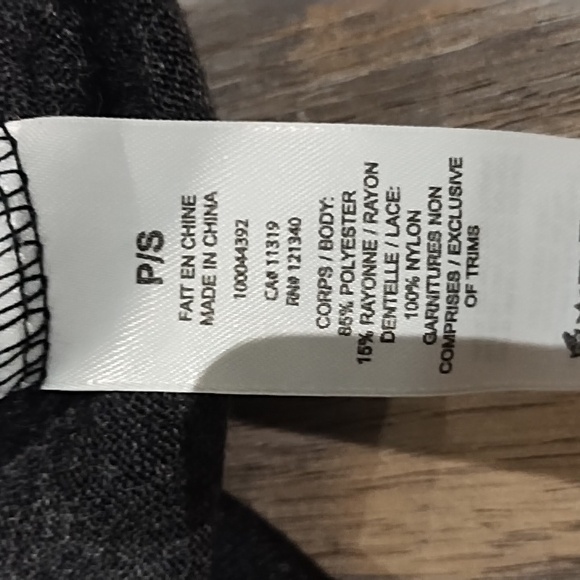 Womans long-sleeved sweater /shirt - Picture 5 of 8